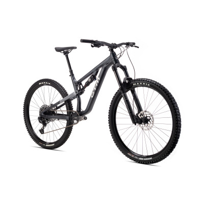 SKAUT 60 Xpert - matná čierna L