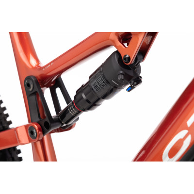 REZIST Xpert - čierna / tehlová XL