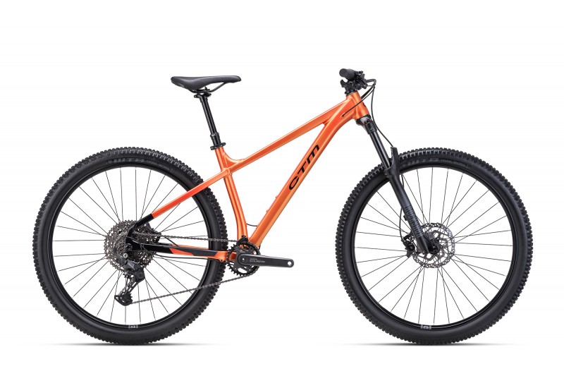 CTM horský bicykel ZEPHYR Xpert - čierna / matná oranžová 2025